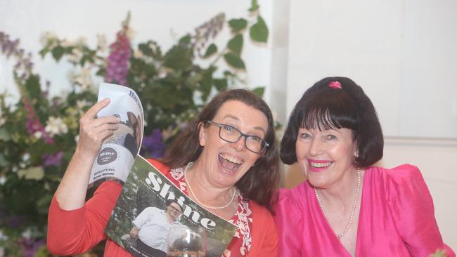 The Australian editor-in-chief Michelle Gunn with Dedication winner Kathy Duff from South Burnett in Queensland.