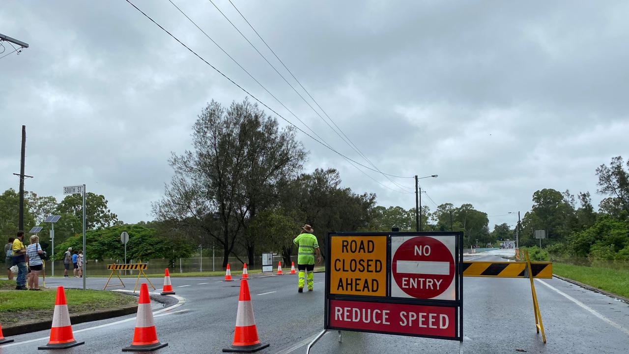 The Lamington Bridge at Maryborough underwater on Saturday afternoon. Picture: Supplied