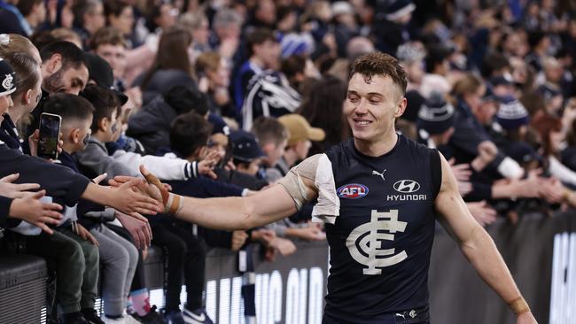 MELBOURNE, AUSTRALIA - JULY 21:  Patrick Cripps of the Blues acknowledges the fans after the round 19 AFL match between Carlton Blues and North Melbourne Kangaroos at Marvel Stadium, on July 21, 2024, in Melbourne, Australia. (Photo by Darrian Traynor/Getty Images)