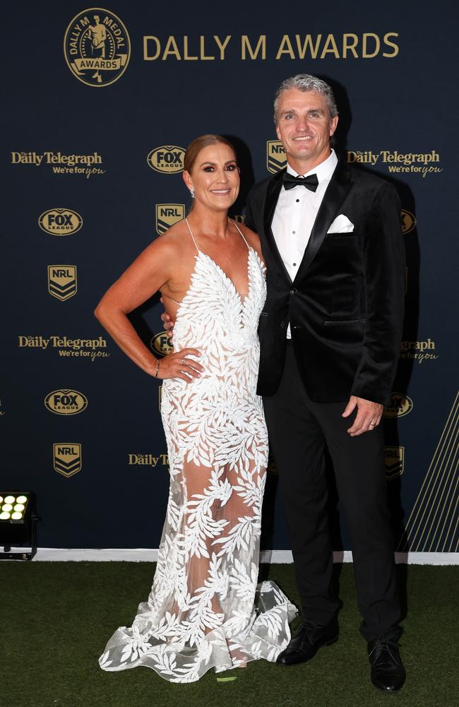 Coach of the Year favourite Ivan Cleary looked dapper in a tux while wife Rebecca donned a lacy white frock. (Photo by Mark Kolbe/Getty Images)