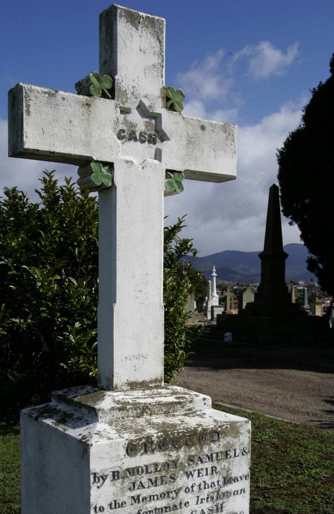 Bushranger Martin Cash’s headstone.