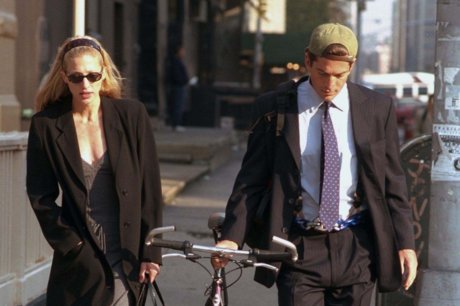 Carolyn Bessette-Kennedy's Style Was Understated Perfection — Here's How To  Channel It Today
