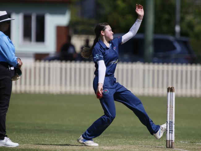 Annabel Kyme performed under pressure in Manly’s narrow win over Sydney University. Picture: Warren Gannon Photography