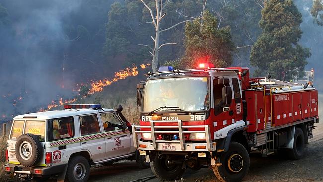 Herald Sun photographer Ian Currie spends eight hours covering ...