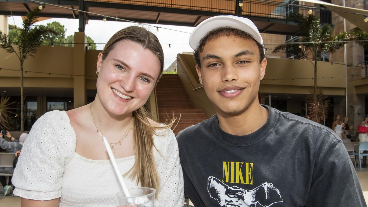 Marie Andrew and Elias Aligas at Bond University’s O-Week