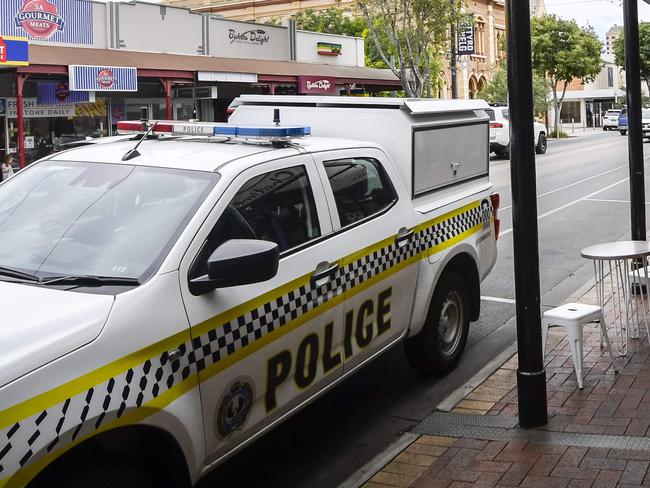 DECEMBER 28, 2024Shoplifting Glenelg. Jetty Rd. GlenelgPicture: RoyVPhotography