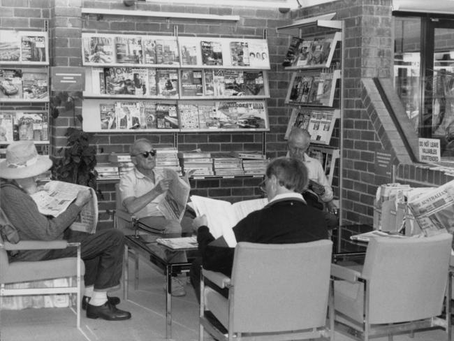 Readers in the newspaper and current periodicals area of Mona Vale Library c1992. Picture Northern Beaches Library