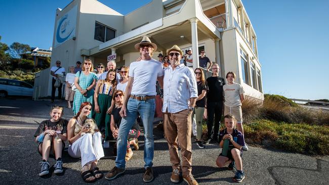 David Bagshaw and Kayne Ensten with members of a community group at the Marino Rocks Cafe in Marino. Picture Matt Turner.