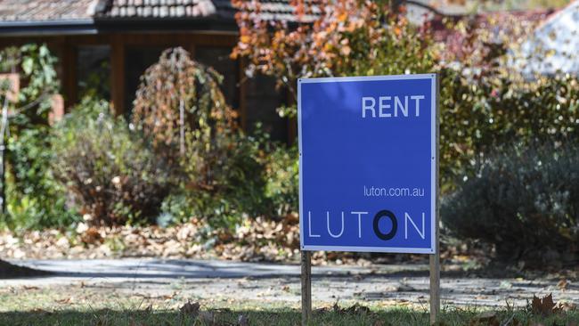 A 'for rent' sign is seen outside a house in Canberra. Picture: AAP