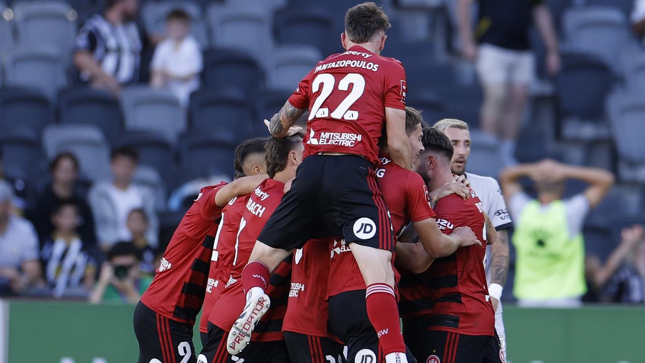 Defender’s magic moment lifts Wanderers over Bulls