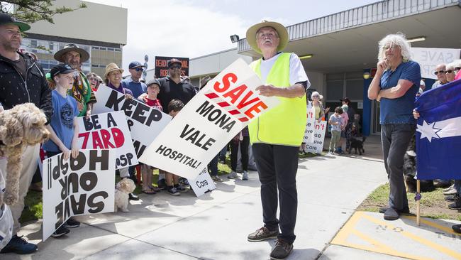 Parry Thomas, head of the campaign to save Mona Vale Hospital, with protesters at Mona Vale Hospital during a protest. Picture: Dylan Robinson