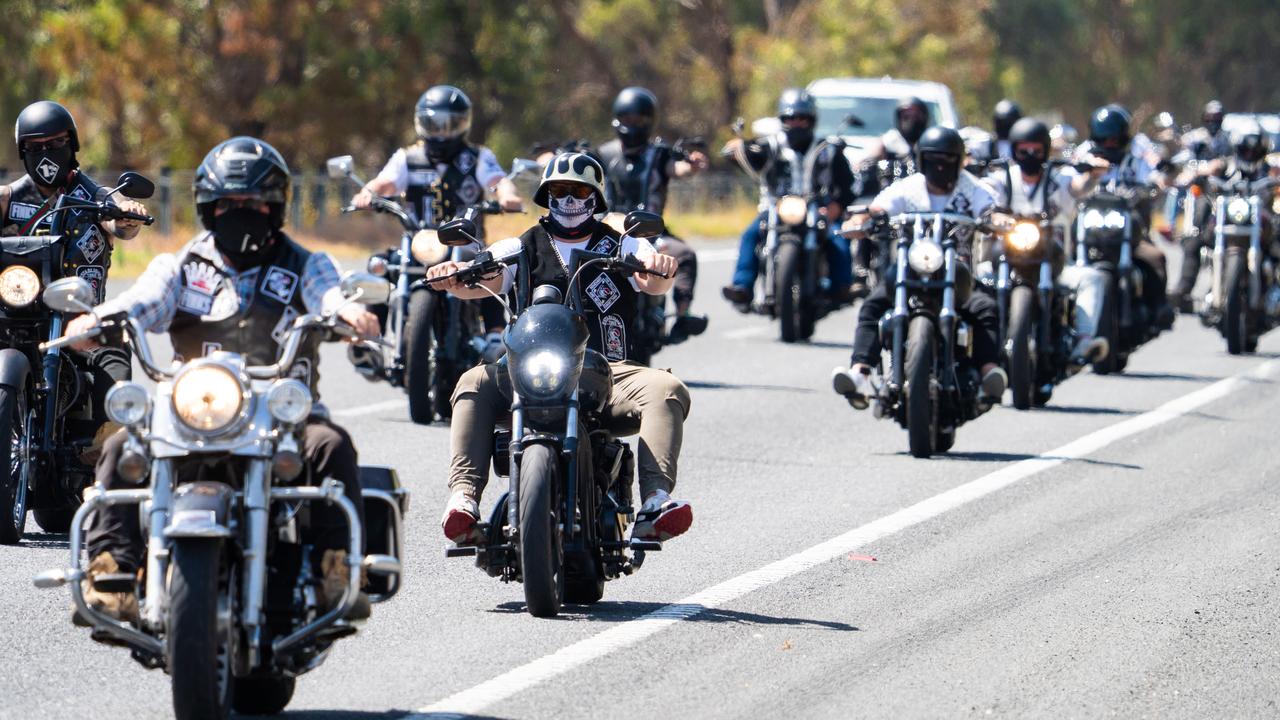 Finks bikies: Hundreds of gang members take part in national run to 