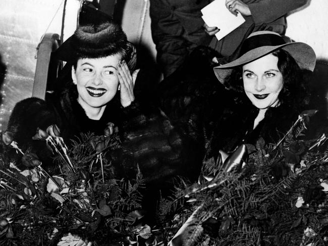 Olivia de Havilland (L) and Vivien Leigh pictured in Atlanta in 1939. Picture: AFP