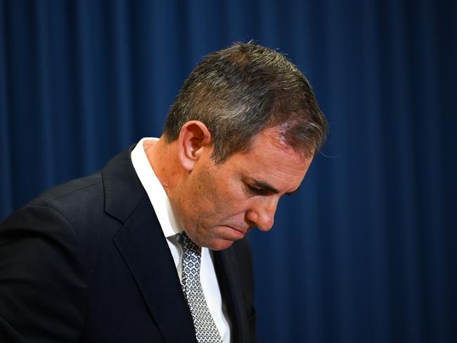 BRISBANE, AUSTRALIA - NewsWire Photos - JANUARY 8, 2025. Federal Treasurer Jim Chalmers speaks during a press conference in Brisbane, following the release of monthly CPI data.Picture: Dan Peled / NewsWire