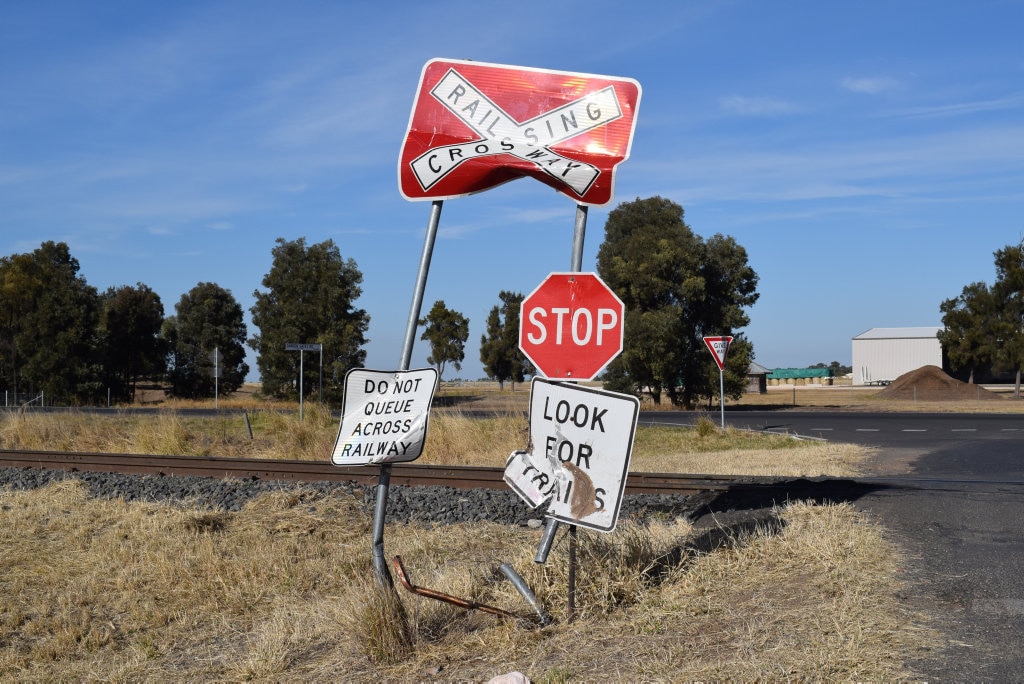 Damaged signs by the railway crossing on Dawson's Gate Rd, Chinchilla near the Warrego Highway. Picture: Madison Watt