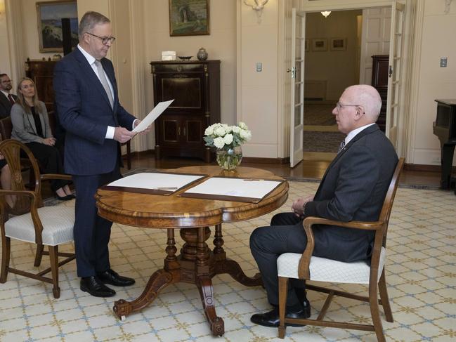 Anthony Albanese is sworn in by making an affirmation rather than swearing upon the Bible. Picture: NCA NewsWire/Andrew Taylor