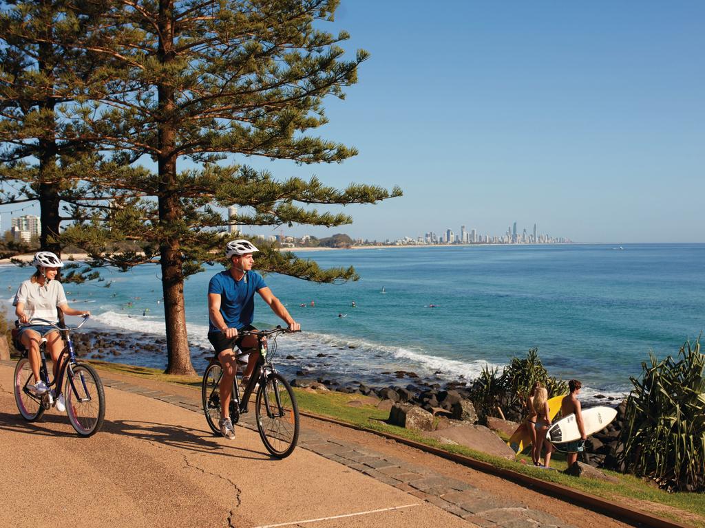 Queensland borders remain closed to the rest of Australia, however residents can now travel within the state.