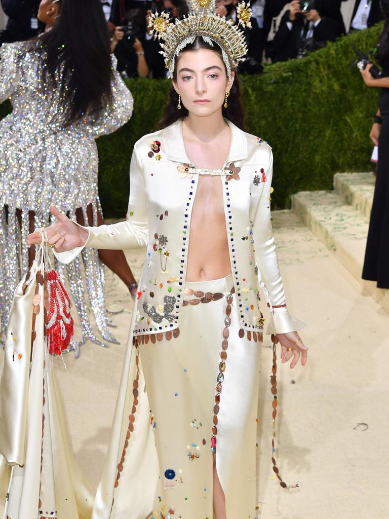 Met Gala 2021: Jemima Kirke savagely critiques this year’s attendees ...
