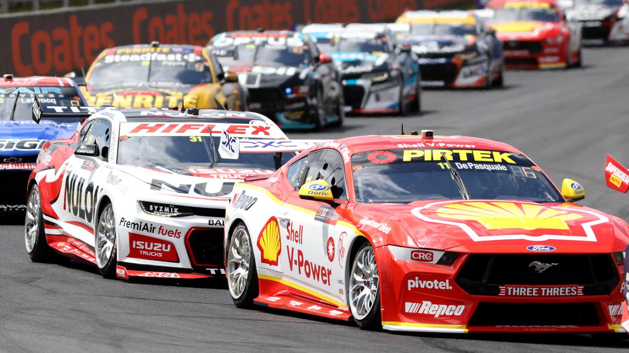 Furious fans say same thing about Bathurst