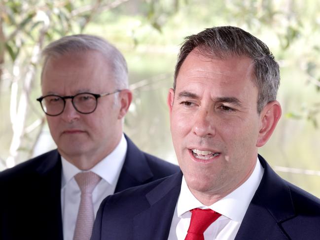 Treasurer, Jim Chalmers. As well as the Prime Minister, Anthony Albanese, is in Meadowbrook today with the Deputy Premier, Cameron Dick, Minister for Housing, Clare O'Neil and Queensland Minister for Housing, Meaghan Scanlon, Meadowbrook, on Tuesday 15th of October 2024 - Photo Steve Pohlner