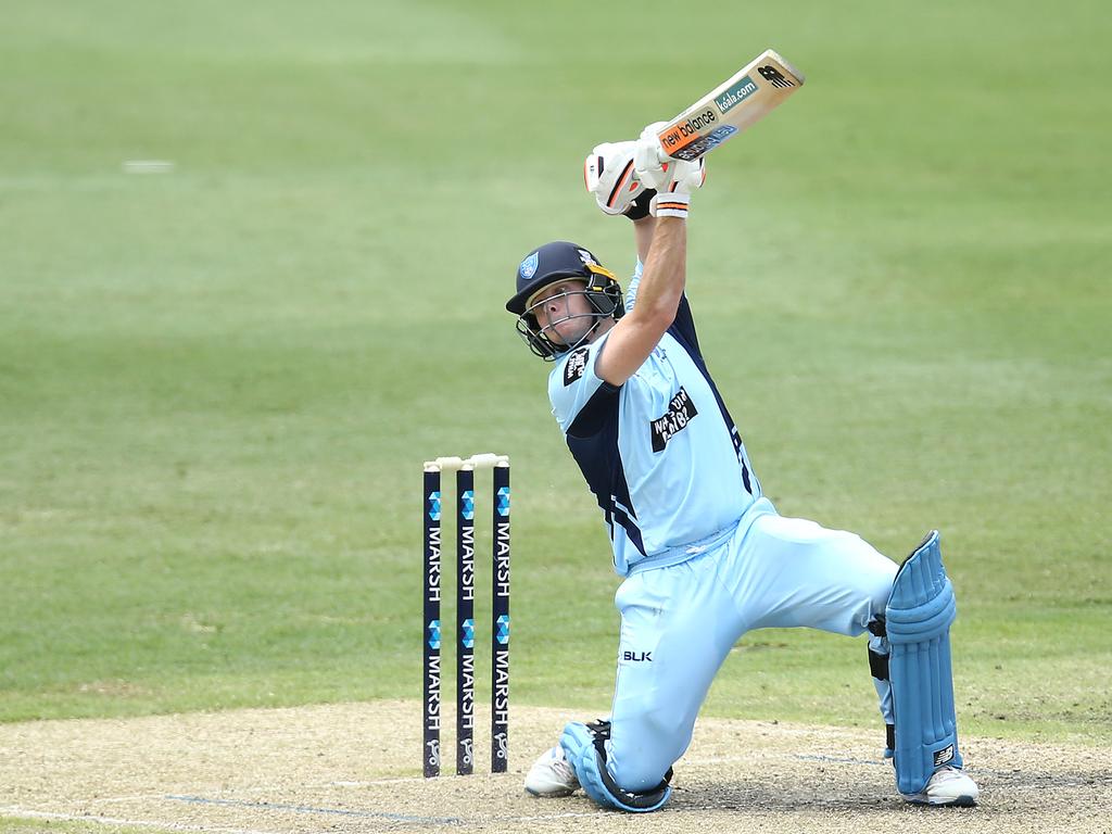 Steve Smith smacked a century against Victoria on Monday.