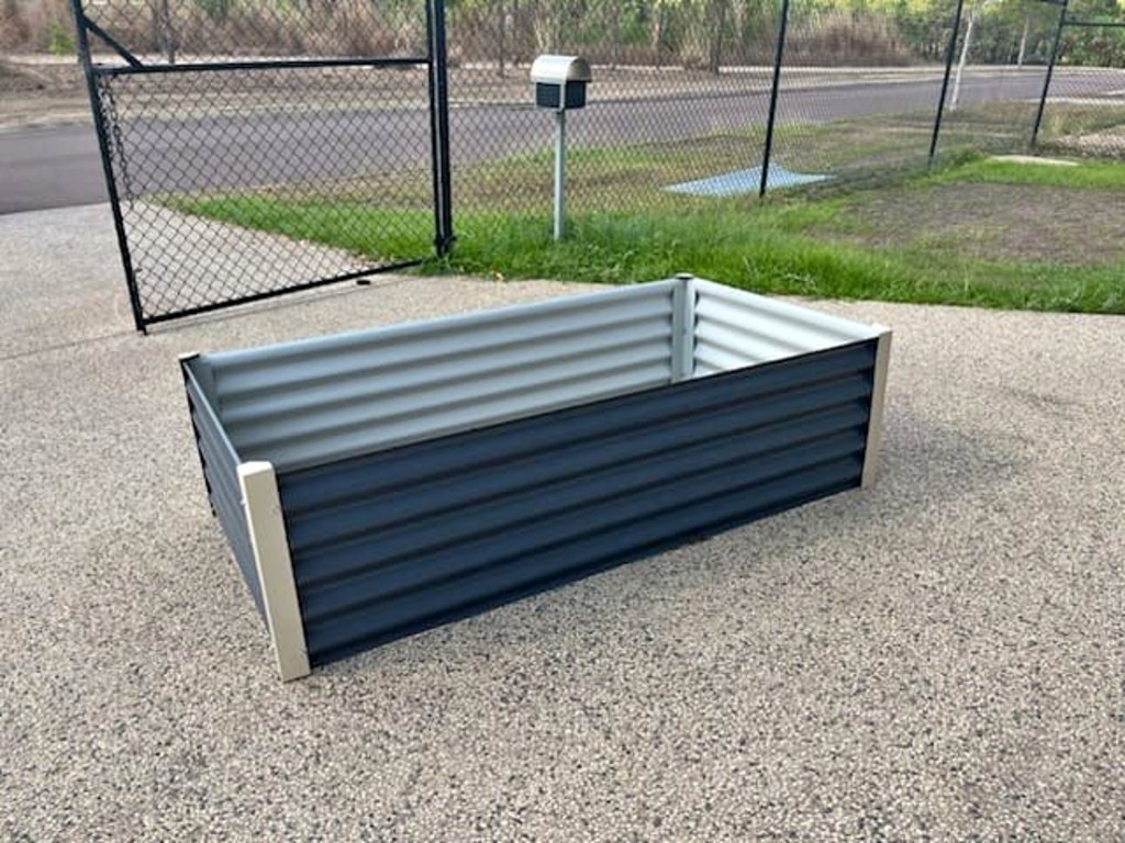 Colorbond planter boxes for sale for $100