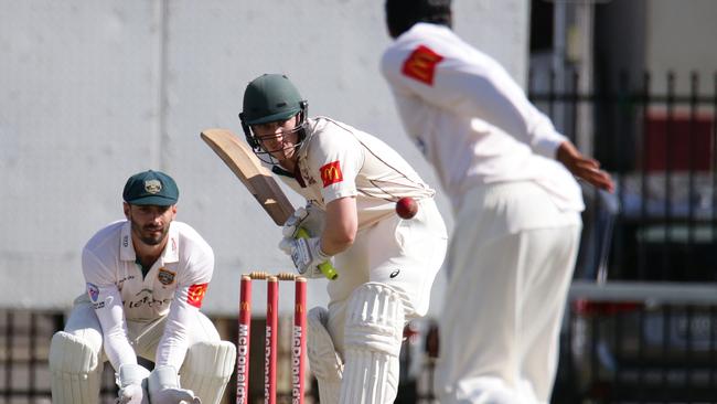 Gordon batsman Lachlan Barnsley in action. Picture: Craig Wilson