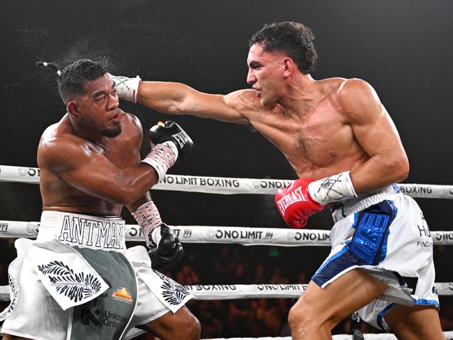 Kirra Ruston (right) defeated Tonga Tongotongo at the No Limit - Jarvis v Thurman Fight night at Horden Pavilion. Pictures: No Limit Boxing/Gregg Porteous