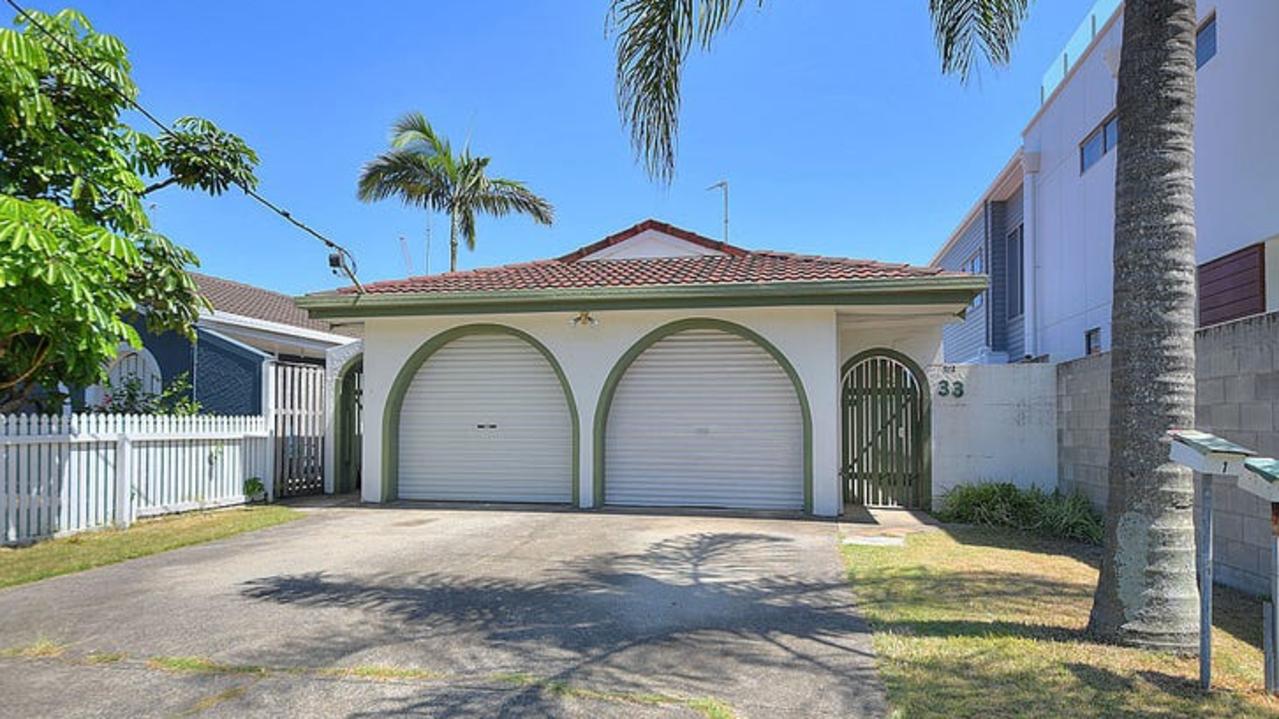 33 Seashell Avenue, Mermaid Beach