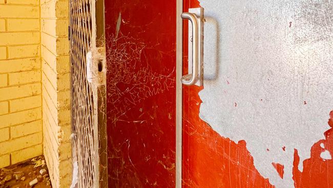 Cobwebs on the door of the Tji Tji Wiru youth centre on December 11, 2024. Picture: Emma Brasier