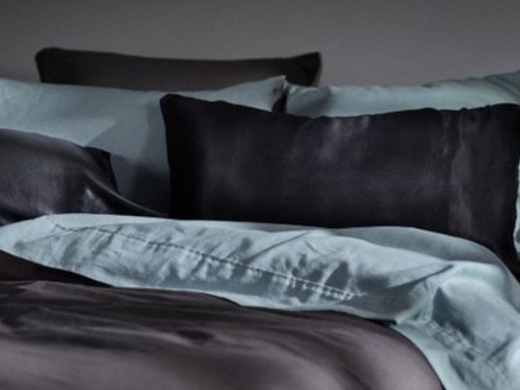 Shop gorgeous silk pillowcases on sale now.