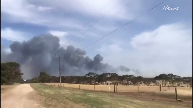 Fire approaches Port Lincoln