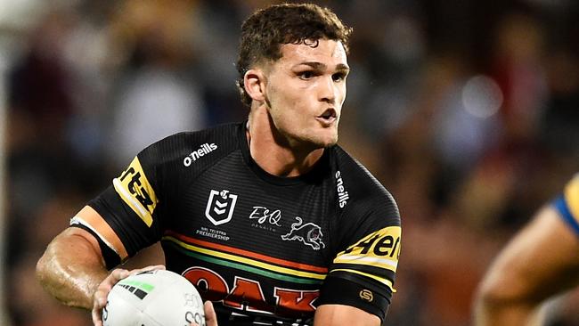 MACKAY, AUSTRALIA - SEPTEMBER 18:Nathan Cleary of the Panthers runs the ball during the NRL Semifinal match between the Penrith Panthers and the Parramatta Eels at BB Print Stadium on September 18, 2021 in Mackay, Australia. (Photo by Matt Roberts/Getty Images)