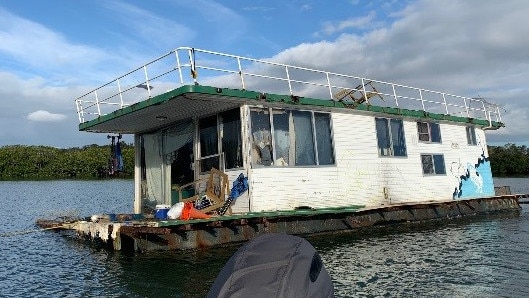 This houseboat the Vincent was removed after it sunk in the Noosa River by Maritime Safety Queensland as part of its War on Wrecks program to declutter the state's waterways.