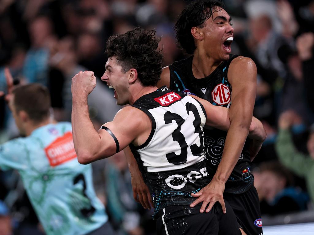 Darcy Byrne-Jones stole it from the Hawks. Picture: James Elsby/AFL Photos