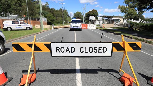 Heavy concrete barriers have replaced the plastic water-filled ones on the NSW / QLD border at Miles Street in Kirra. Photo: Scott Powick.