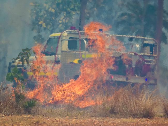 NTFES attend a large Bushfire at Hidden Valley.Picture: Glenn Campbell