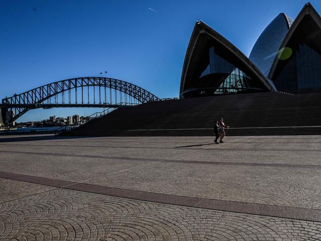 SYDNEY, AUSTRALIA - NewsWire Photos June 27, 2021:General coverage of central Sydney's streets as the city becomes a ghost town on the first day of a wide spread two week lockdown.Picture: NCA NewsWire / Flavio Brancaleone