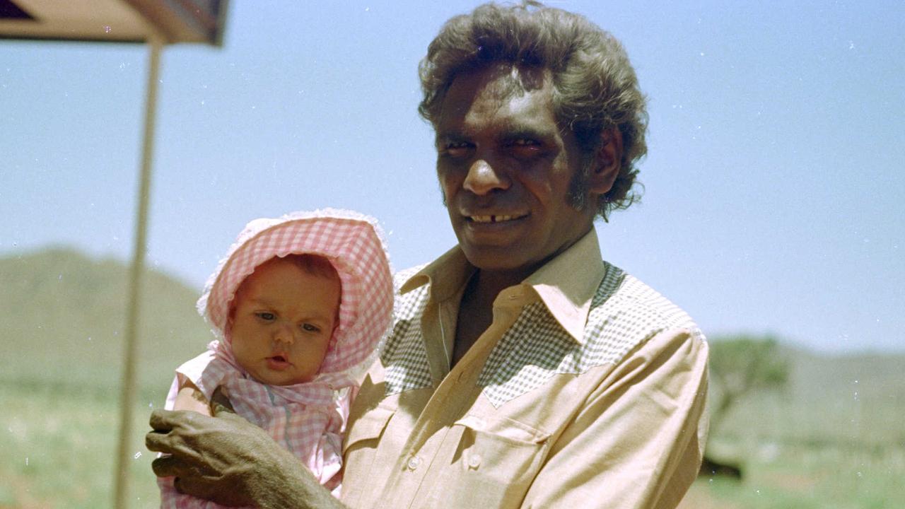 Aboriginal elder Kenneth Ken’s family sue over culture loss | NT News