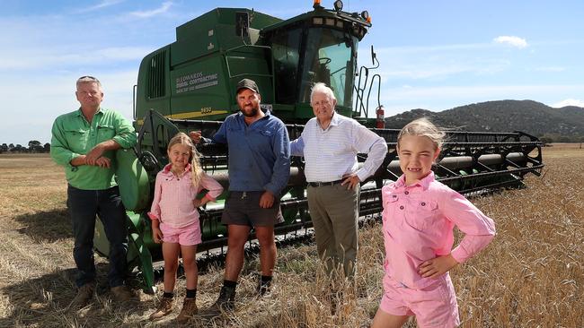 Matthew Richmond (centre) with his uncle Craig Richmond, father Tom Richmond, 87, his daughters Peyton & Ava, both 7 years old. Picture: Yuri Kouzmin