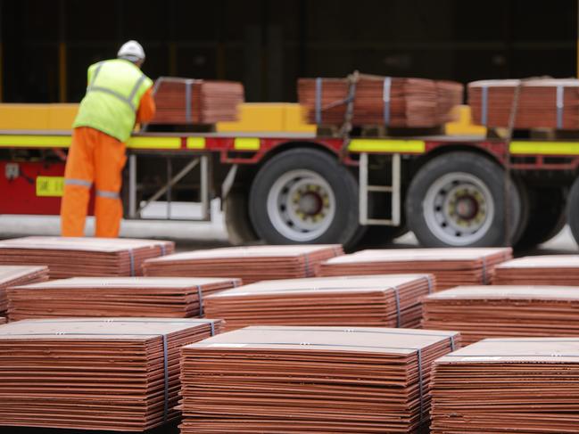 BHP OLYMPIC DAM - bundles of copper cathode being loaded for transport