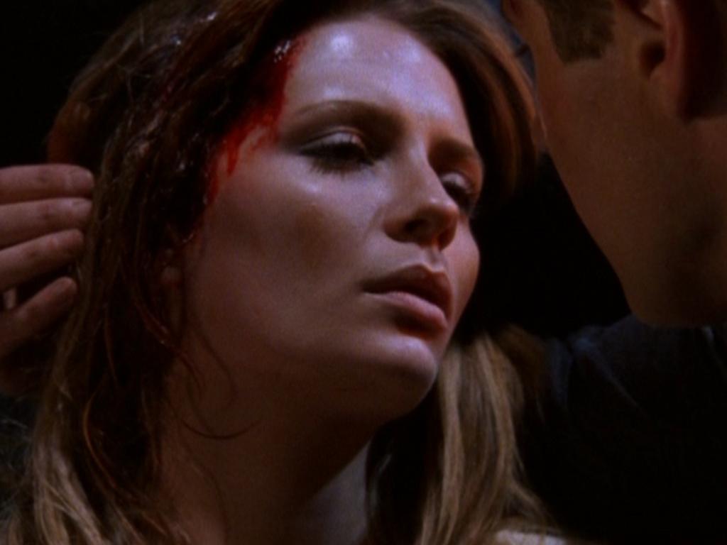 RIP Marissa (who died in Ryan’s arms). PS. It did not go down well with the show’s fans who felt cheated.