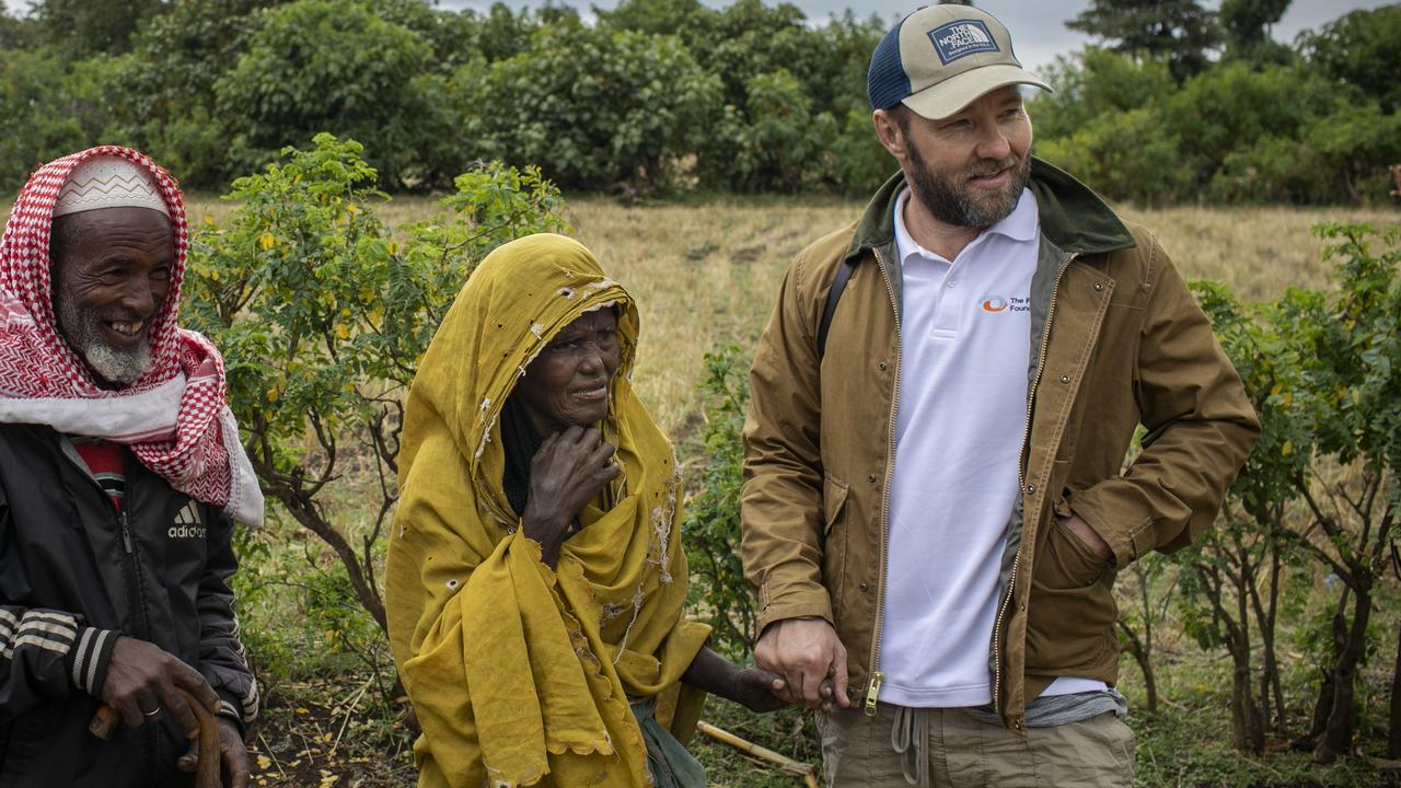 Joel Edgerton announces he's welcomed his first child with