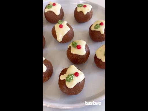 Baby Christmas pudding chocolate truffles