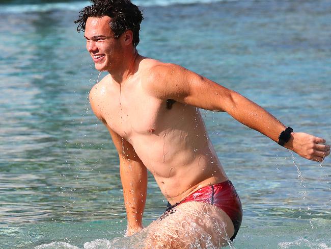 Cam Rayner of the Lions is seen during a Brisbane Lions recovery session in Brisbane, Monday, July 29, 2019. The Lions will play the Western Bulldogs in Round 20 on August 4. (AAP Image/Jono Searle) NO ARCHIVING