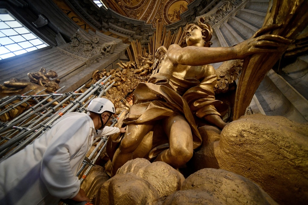 Gilded canopy restored at Vatican basilica