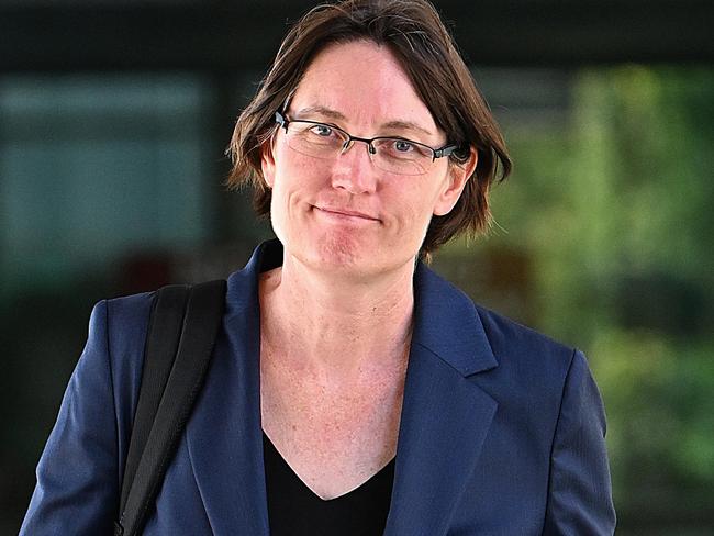 31/10/2023: Forensic biologist Dr Kirsty Wright  leaves after giving evidence on Project 13 at the DNA inquiry.   pic: Lyndon Mechielsen/The Australian