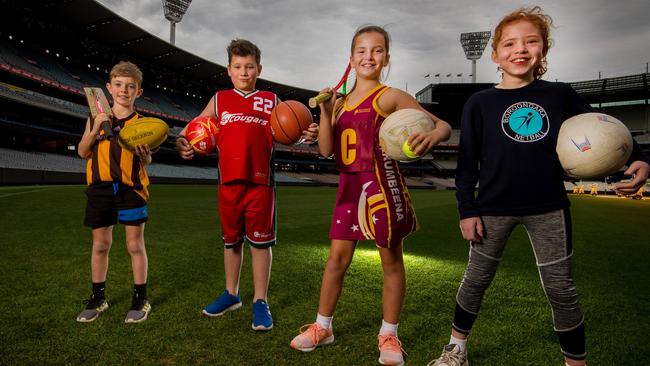 Hudson Price, Jasper Blundell, Eti Beltrami and Charlotte Blundell on the 'G. Picture Jay Town