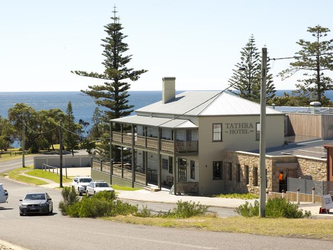 A Victorian tourist visiting the Tathra Hotel has tested positive for COVID-19.