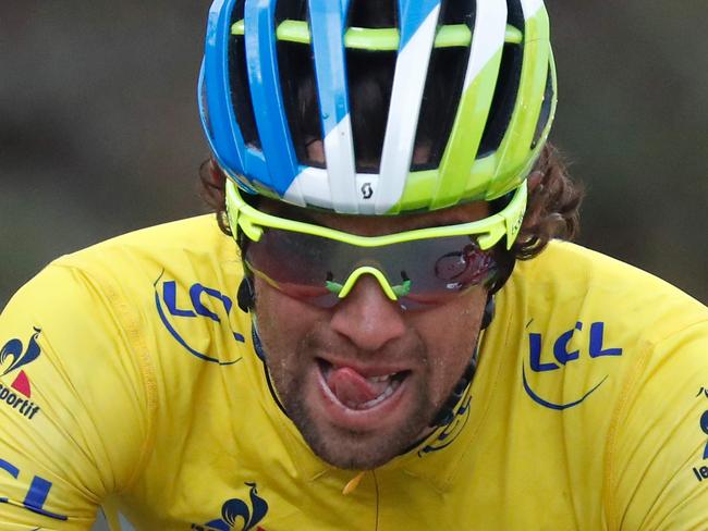 Australia's Michael Matthews rides during the sixth stage of the 74th edition of the Paris-Nice cycling race between Nice and La Madone d'Utelle on March 12, 2016. / AFP PHOTO / KENZO TRIBOUILLARD